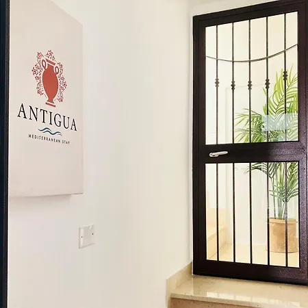 Antigua 22 ゲストハウス モノーポリ